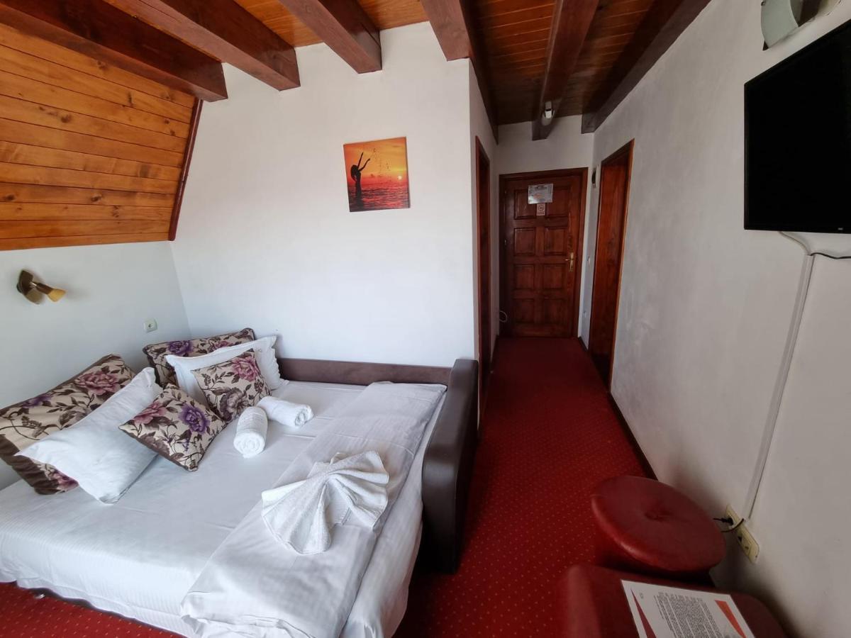 Casa Luca Hotell Vama Veche Exteriör bild